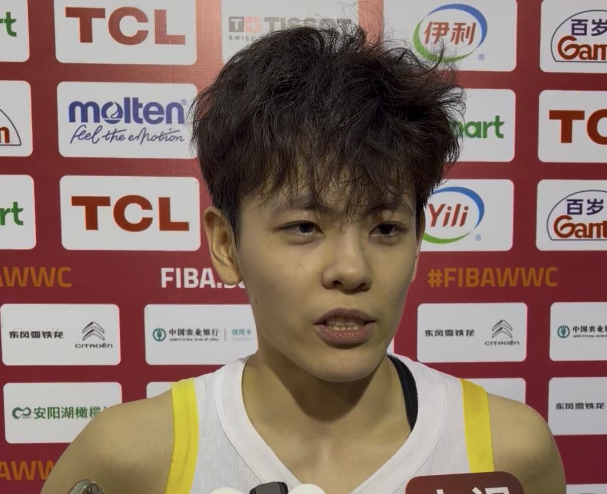 九游娱乐入口-杨舒予:球队有很多问题但也有些亮点;担任队长肩负着责任